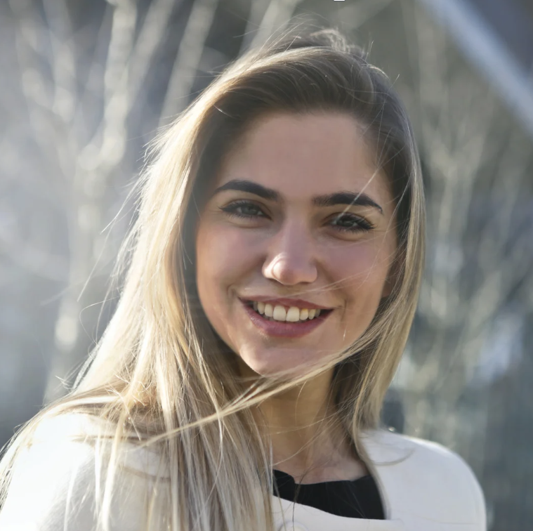 Laura M.